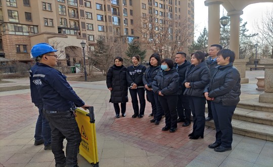 15.FUN88 · 嘉邑小区开展电梯清静知识培训_副本.jpg